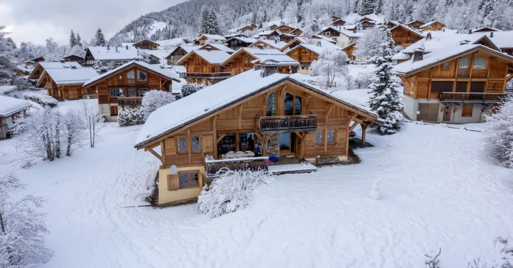 découvrez notre sélection de chalets à vendre, parfaits pour vos vacances ou votre résidence principale. trouvez le chalet idéal alliant confort et nature.
