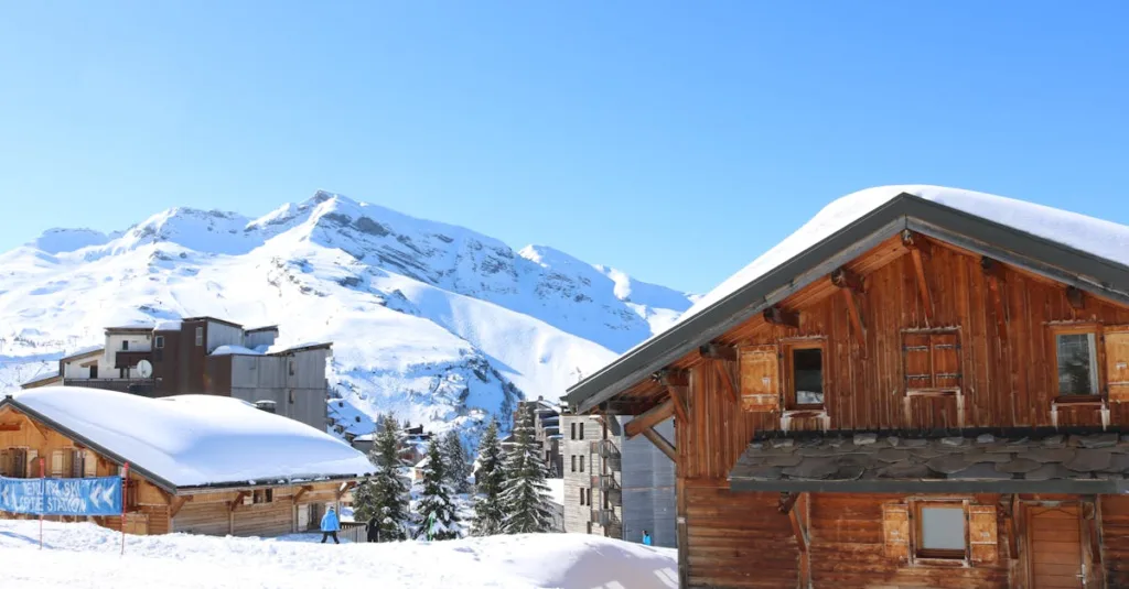 découvrez notre sélection de chalets à vendre, alliant charme et confort pour vos projets immobiliers en pleine nature.